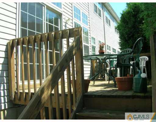 139-2 3rd Street Keyport, NJ 07735 - Photo 9 of 10 Gallery Image 9