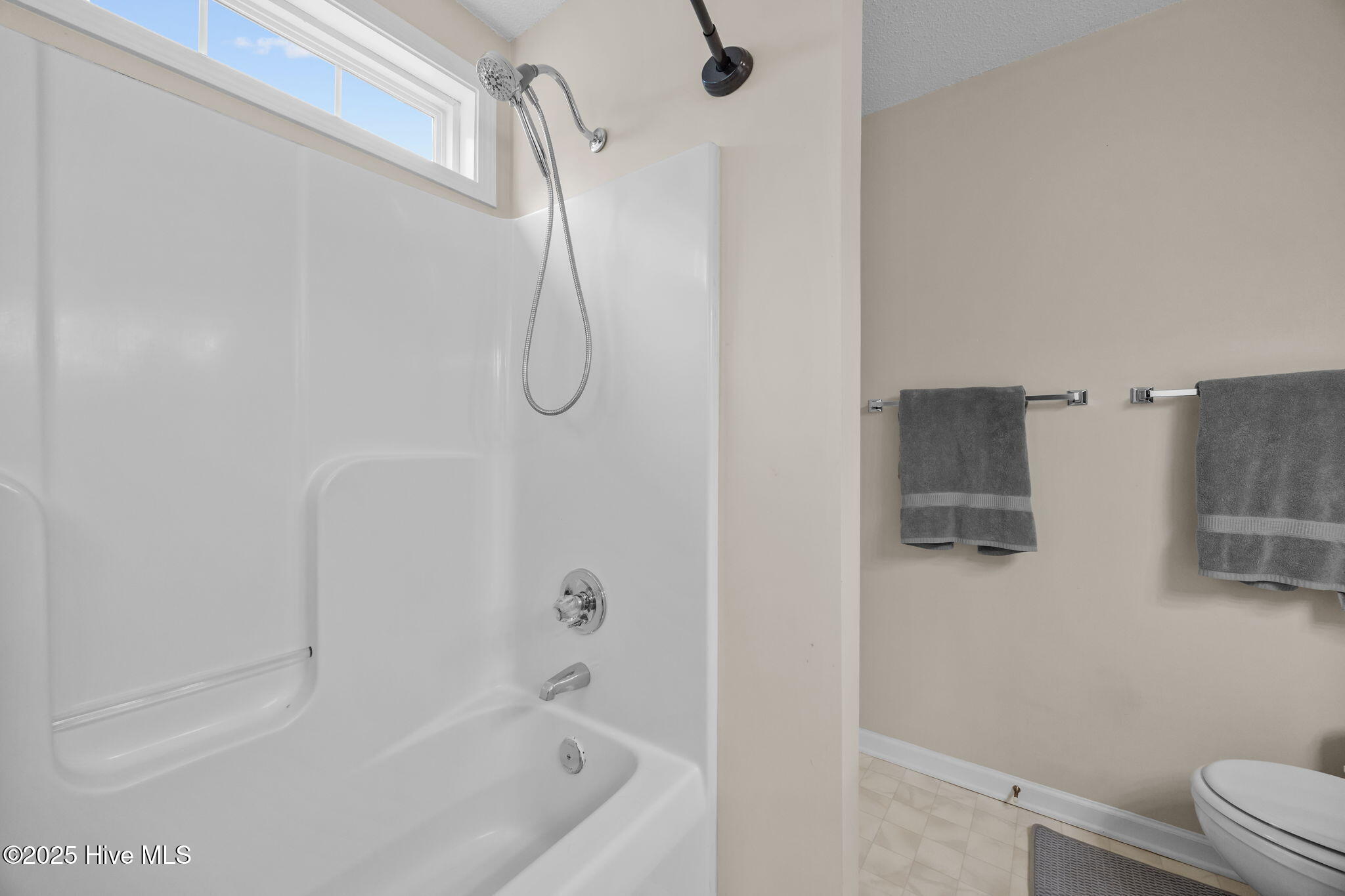 338 Meadow Drive Ayden, NC 28513 - Photo 28 of 53 28-web-or-mls-IMG_7347