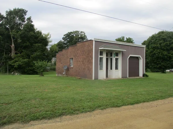 $69,000 | 55694 Goff Lake Road, Marcellus, MI 49067