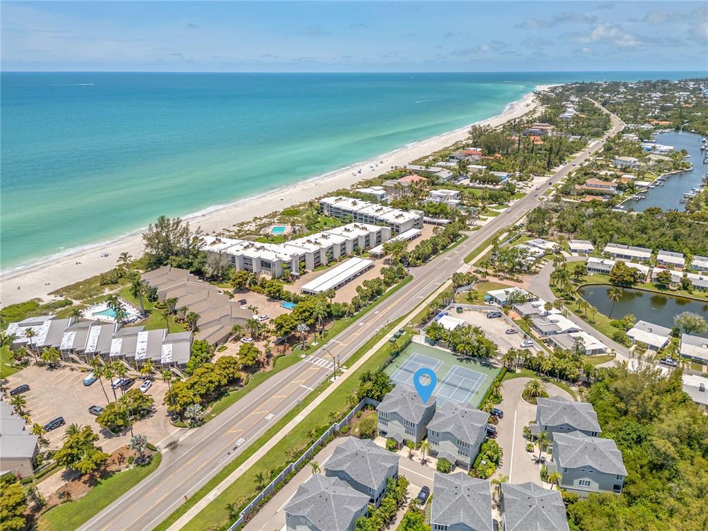 528 Forest Way Longboat Key, FL 34228 - Photo 40 of 40