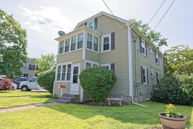 $1,850 | 64 Oak Street, Unit 1, Uxbridge, MA 01569
