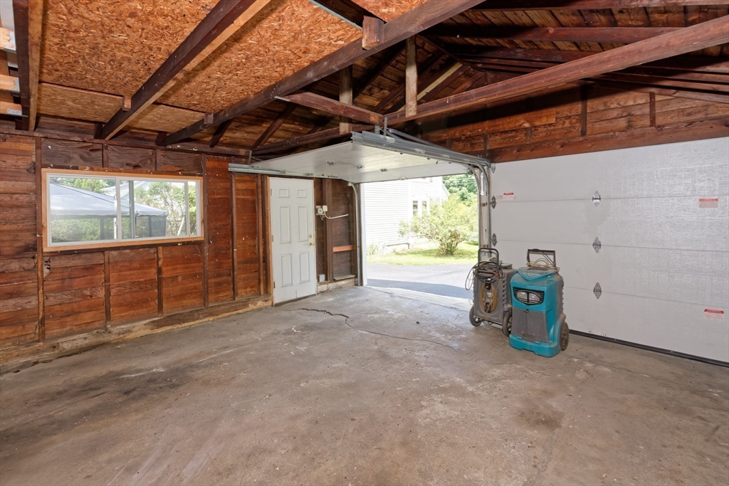 64 Oak Street, Unit 1 Uxbridge, MA 01569 - Photo 24 of 29