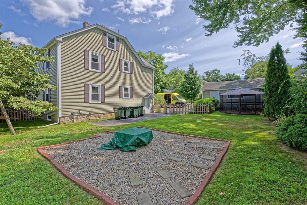 64 Oak Street, Unit 1 Uxbridge, MA 01569 - Photo 25 of 29