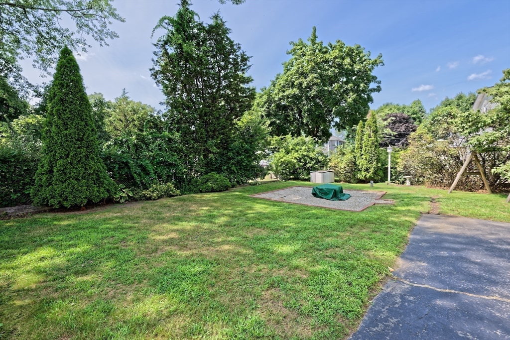 64 Oak Street, Unit 1 Uxbridge, MA 01569 - Photo 27 of 29