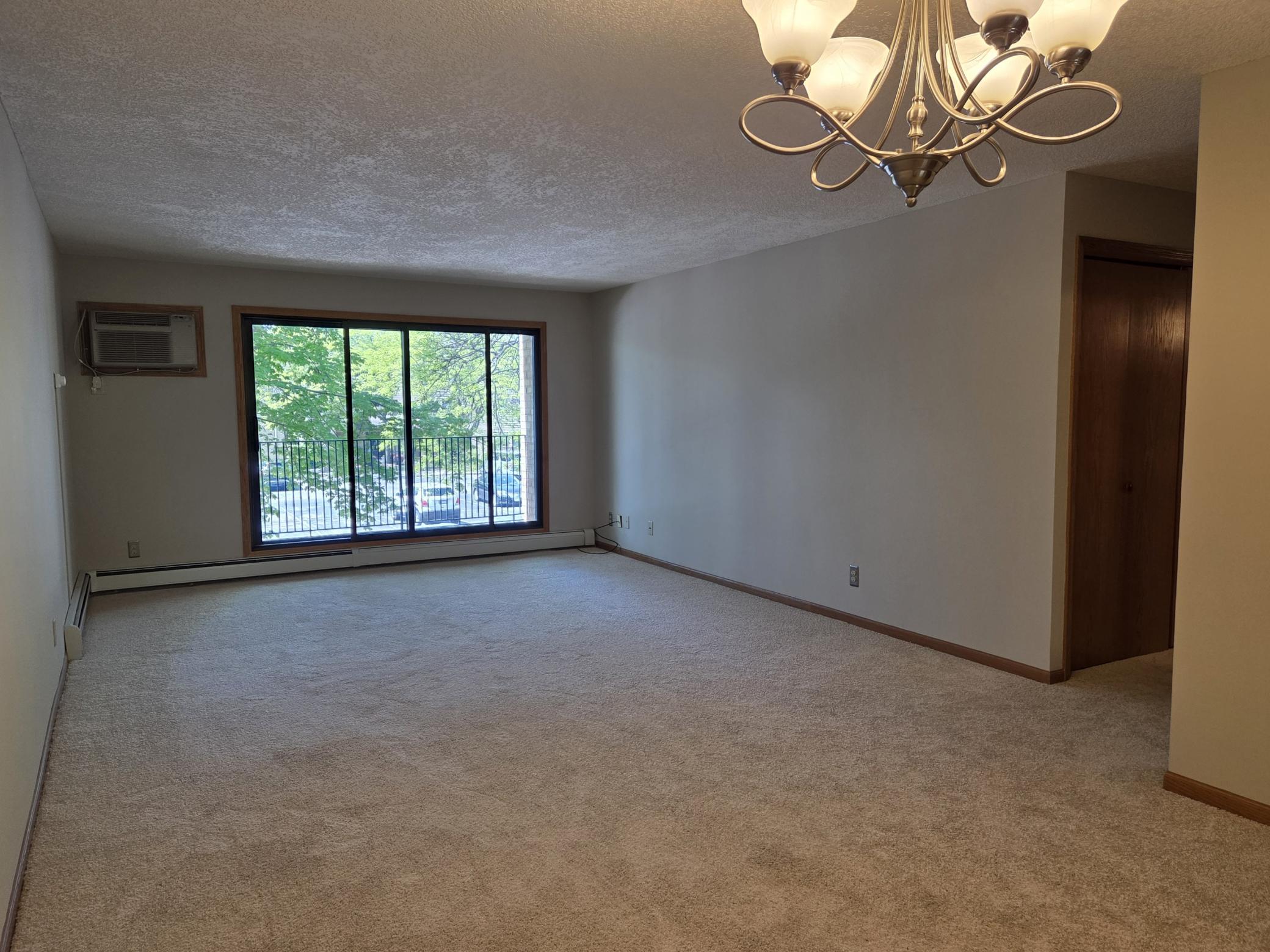 1887 Silver Bell Road, Unit 213 Eagan, MN 55122 - Photo 4 of 34