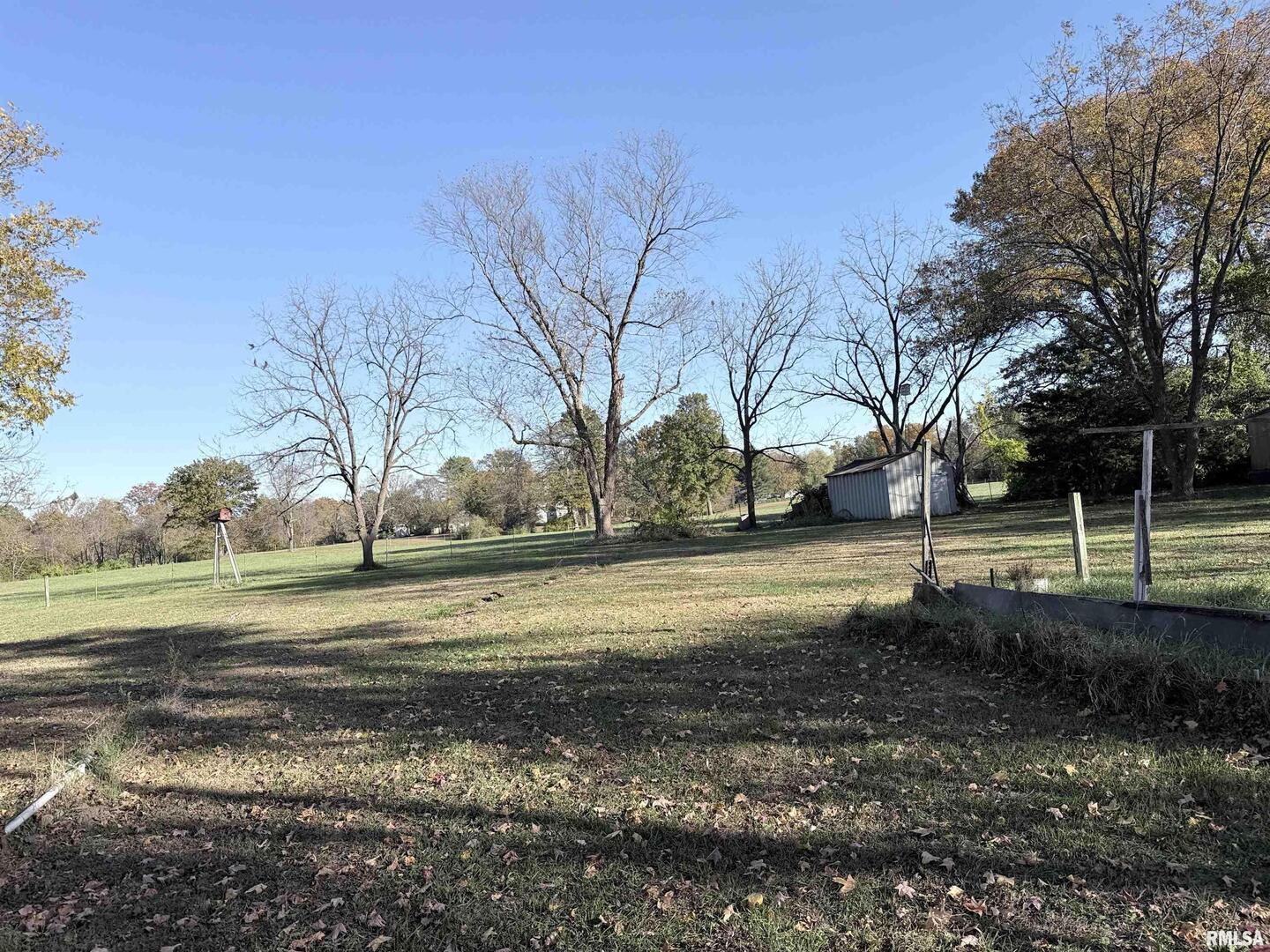 14322 North Memory Lane Mount Vernon, IL 62864 - Photo 3 of 19 a view of road with large trees