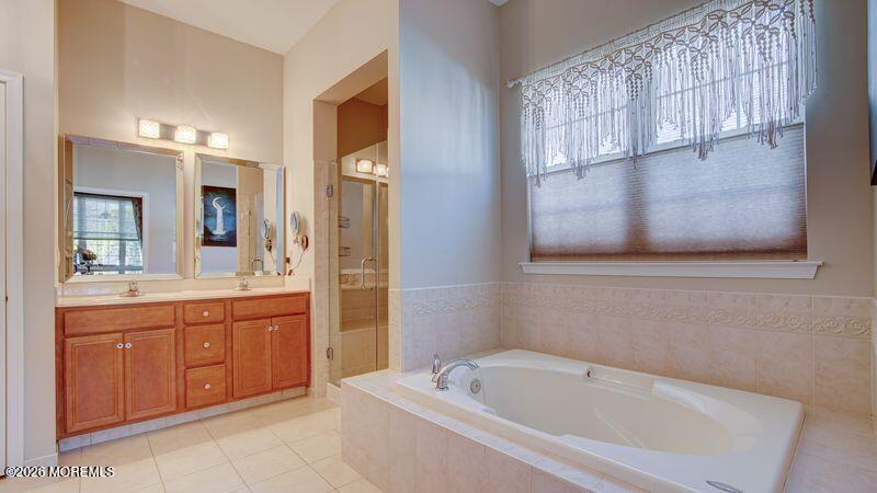 15 Crooked Stick Road Jackson, NJ 08527 - Photo 14 of 26 master en-suite