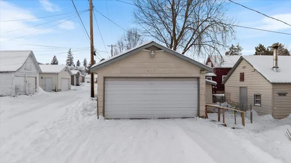 $129,700 | 217 3rd Avenue Northwest, Chisholm, MN 55719