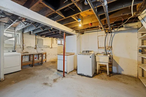 $129,700 | 217 3rd Avenue Northwest, Chisholm, MN 55719