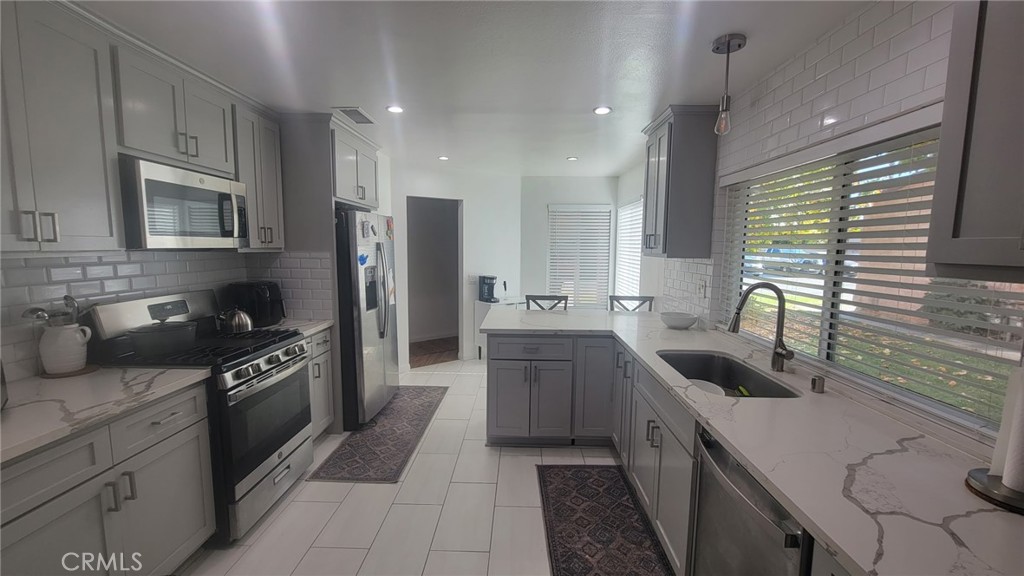 117 Racquet Club Drive Compton, CA 90220 - Photo 1 of 1 Gallery Image 1