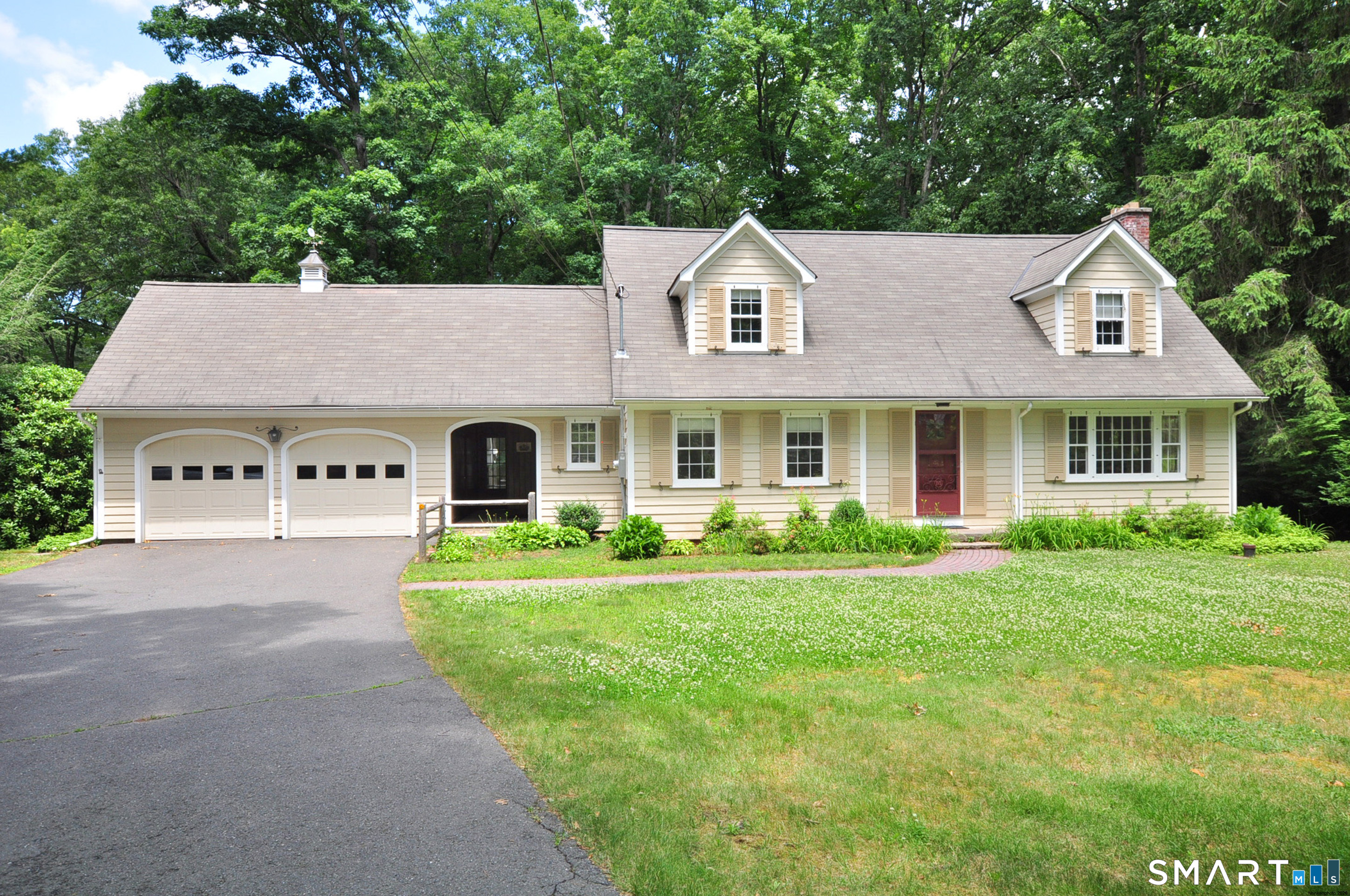 220 Arch Road Avon, CT 06001 - Photo 1 of 32