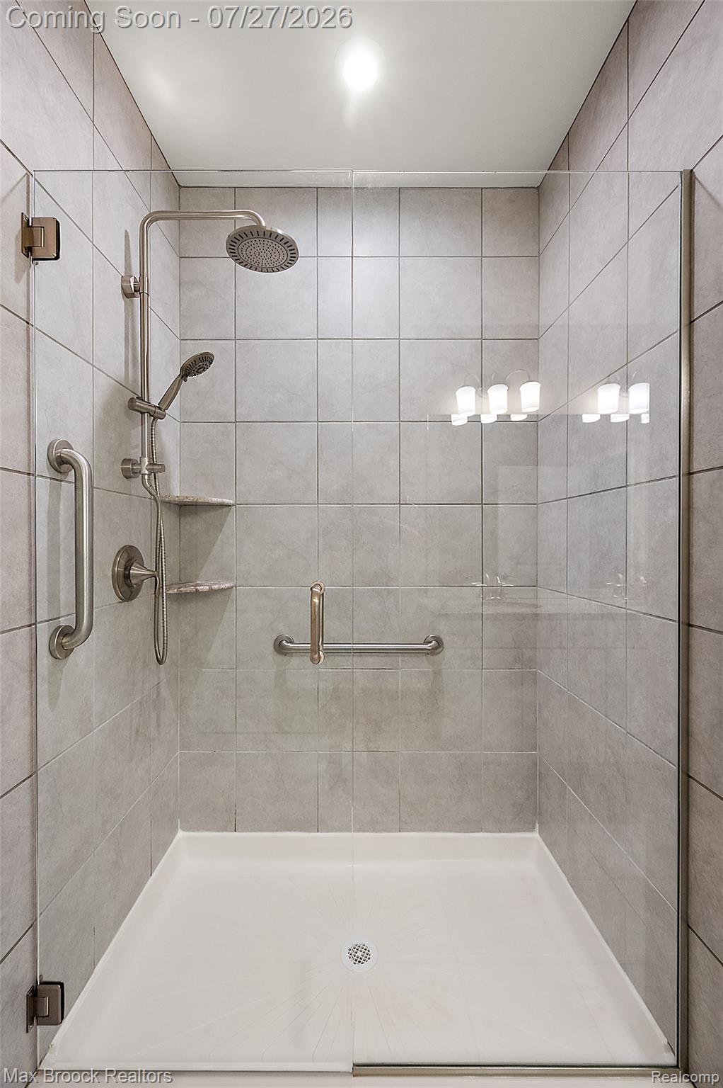 48841 Rockview Road Novi, MI 48374 - Photo 14 of 22 48841 Rockview Rd-61.jpg