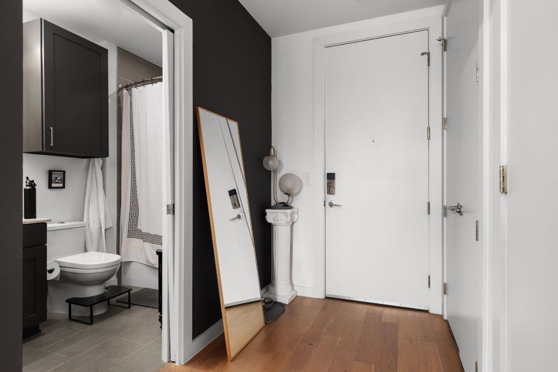 900 South 1st Street, Unit 320 Austin, TX 78704 - Photo 13 of 20