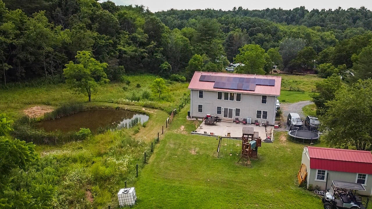 2305 Horseshoe Bend Road Ronceverte, WV 24970 - Photo 7 of 66 Gallery Image 7