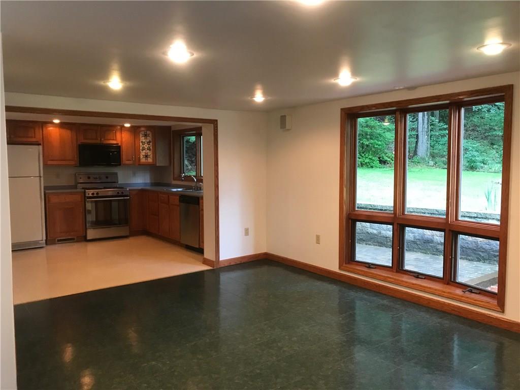 1191 East Pike Road Indiana, PA 15701 - Photo 4 of 23