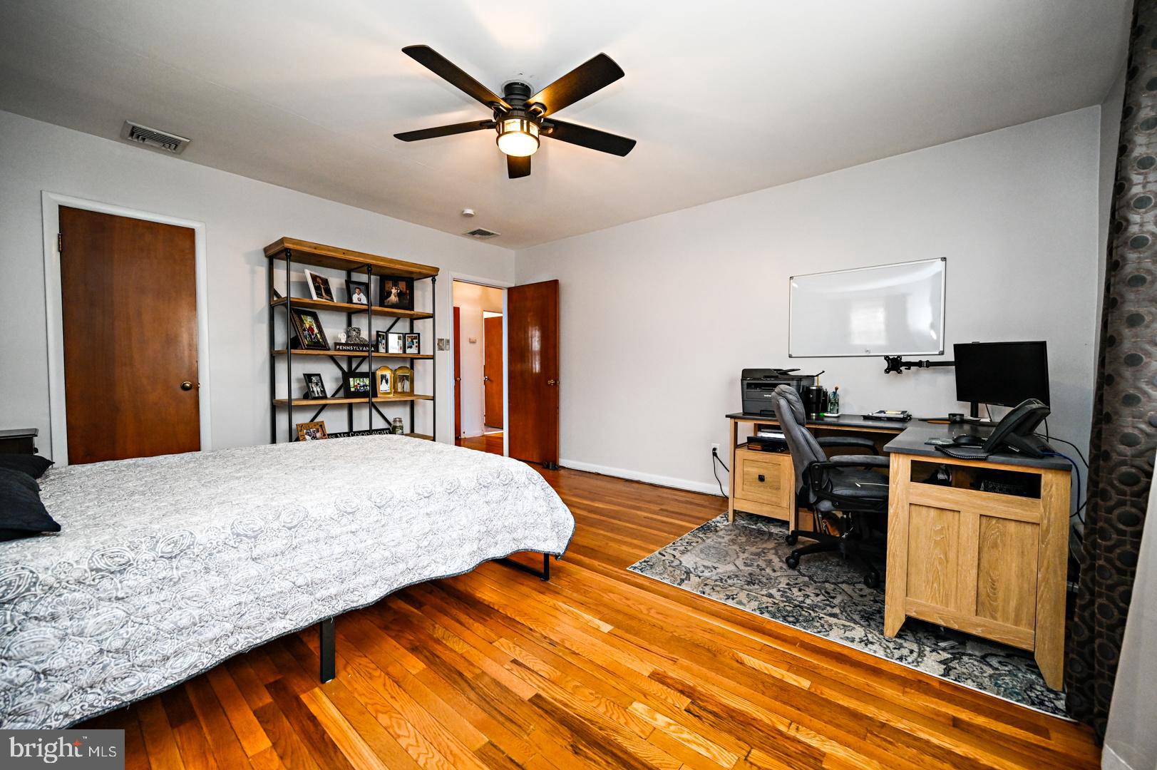 129 Bellevue Avenue Springfield, PA 19064 - Photo 22 of 38 Bedroom 2