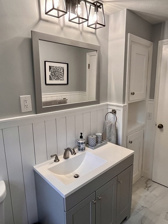 130 Greenleaf Avenue West Springfield, MA 01089 - Photo 11 of 30