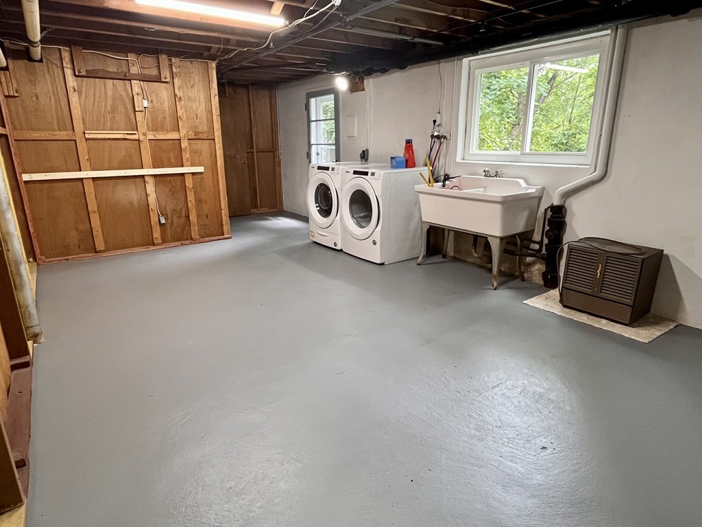 130 Greenleaf Avenue West Springfield, MA 01089 - Photo 30 of 30