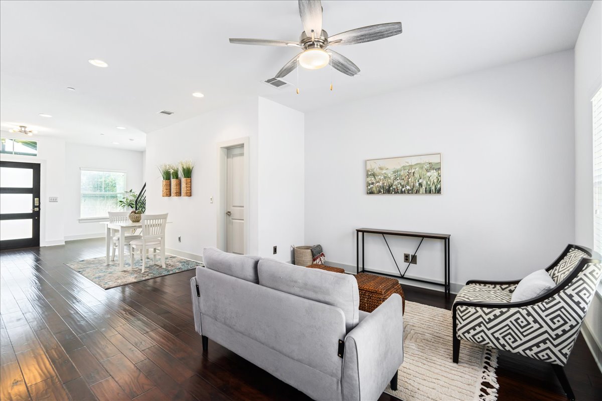 2021 Local Rebel Street, Unit 2021 Leander, TX 78641 - Photo 9 of 40 Living area