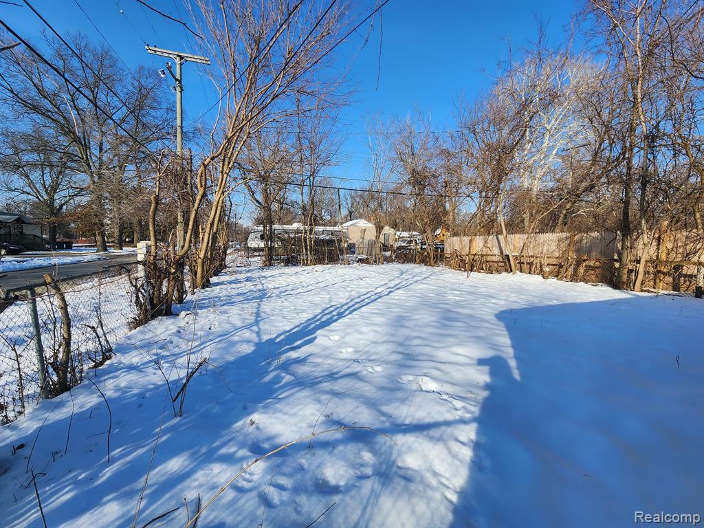 26086 Colgate Street Inkster, MI 48141 - Photo 9 of 24