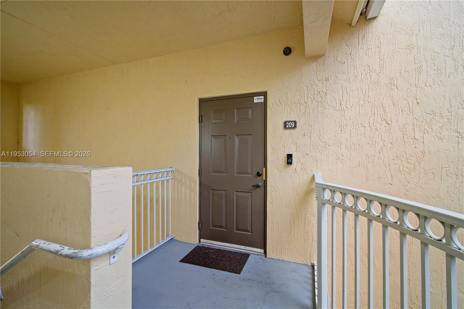 10242 Northwest 7th Street, Unit 209 Miami, FL 33172 - Photo 4 of 31