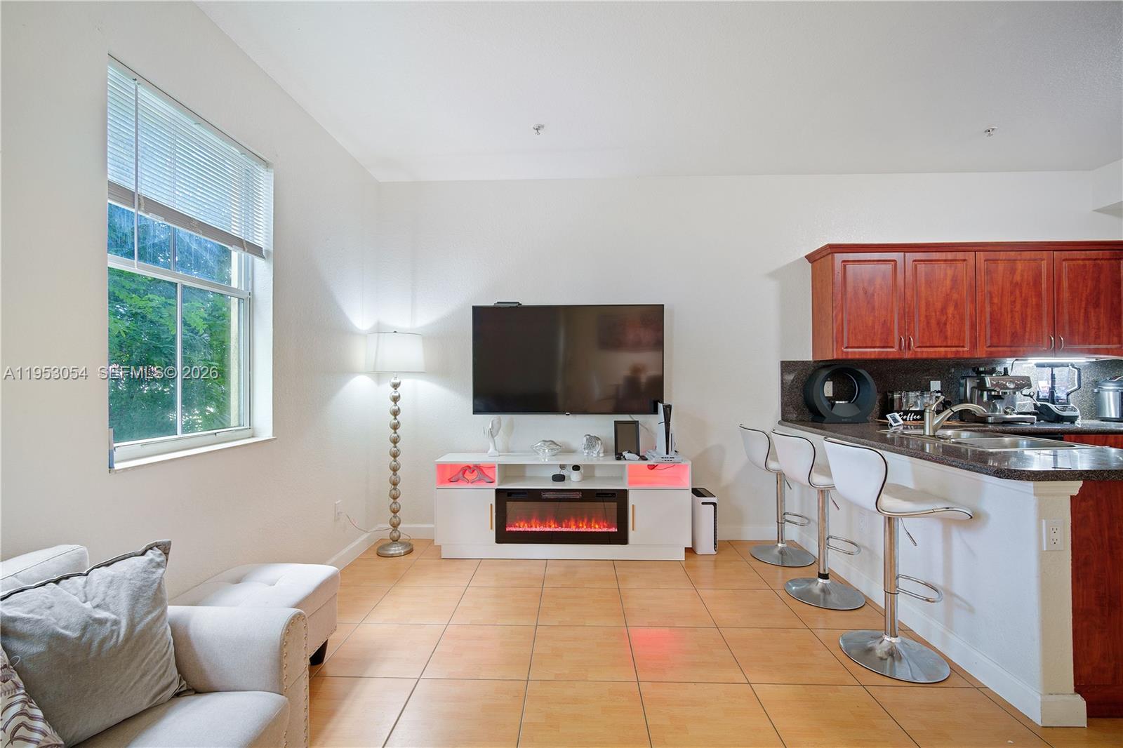 10242 Northwest 7th Street, Unit 209 Miami, FL 33172 - Photo 10 of 31