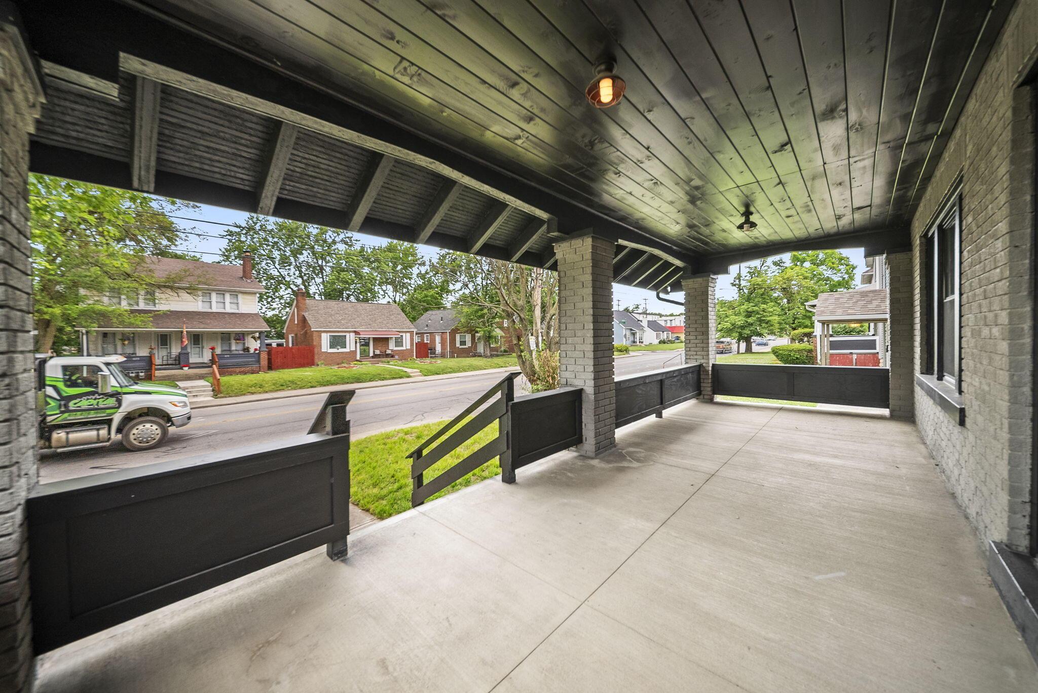1178 Lockbourne Road Columbus, OH 43206 - Photo 7 of 58 12-web-or-mls-DSC09984