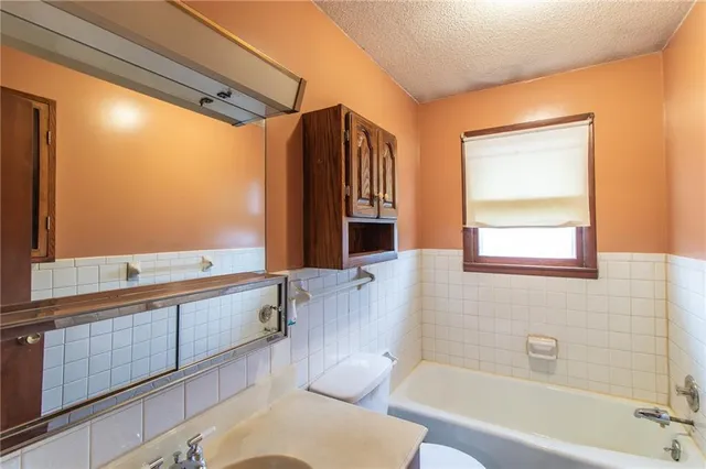 $280,000 | 33425 Bonar Road, Creighton, MO 64739