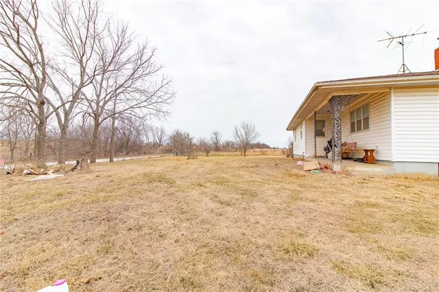 $280,000 | 33425 Bonar Road, Creighton, MO 64739