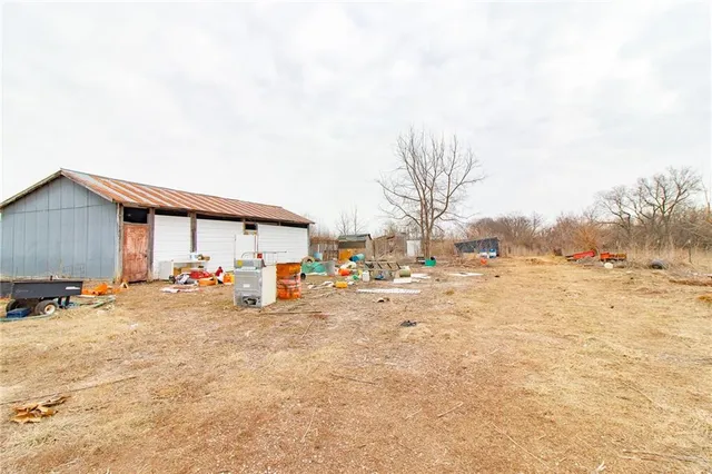 $280,000 | 33425 Bonar Road, Creighton, MO 64739