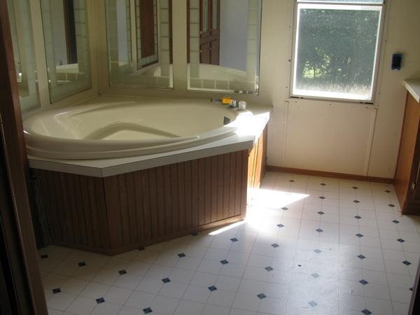 812 Hale Road Northeast Pilot, VA 24138 - Photo 9 of 16 a bathroom with a sink and a bathtub