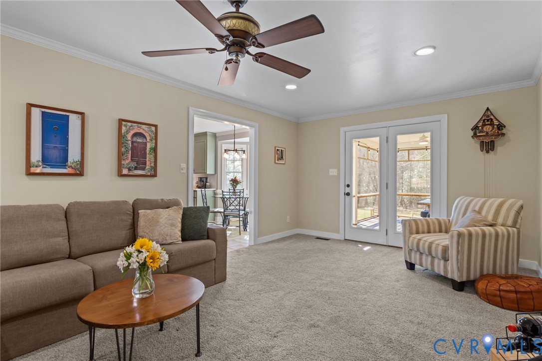 24221 Pear Orchard Road Moseley, VA 23120 - Photo 6 of 44