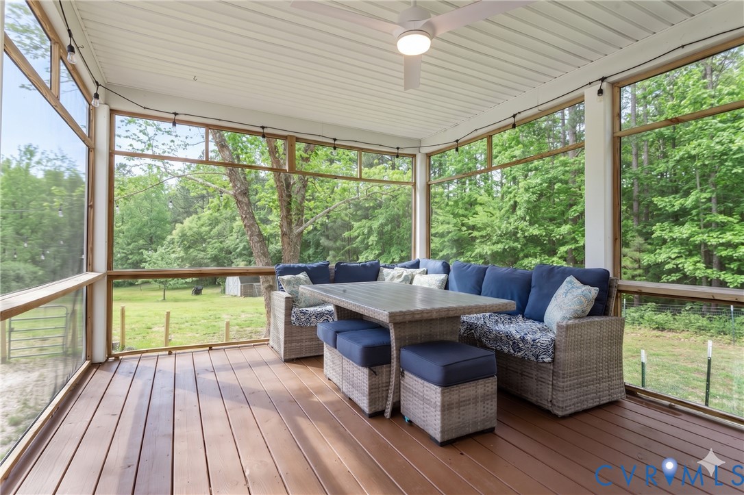 24221 Pear Orchard Road Moseley, VA 23120 - Photo 10 of 44