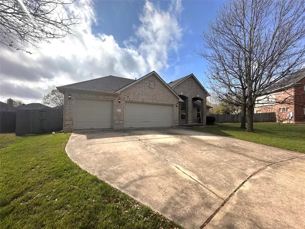$2,398 | 2609 Pumpkin Ridge Court, Pflugerville, TX 78660