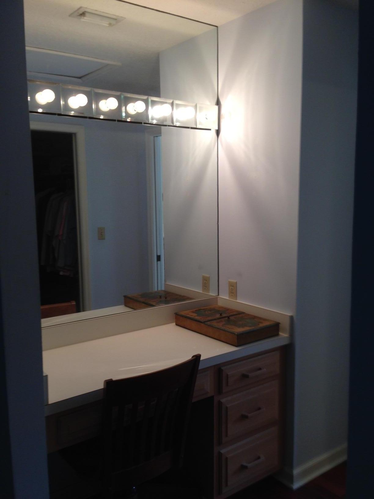 5378 Pennock Point Road Jupiter, FL 33458 - Photo 38 of 59 Make up vanity