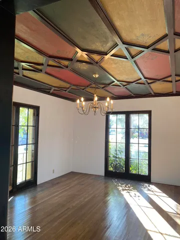 $1,750,000 | 520 East Orange Drive, Phoenix, AZ 85012