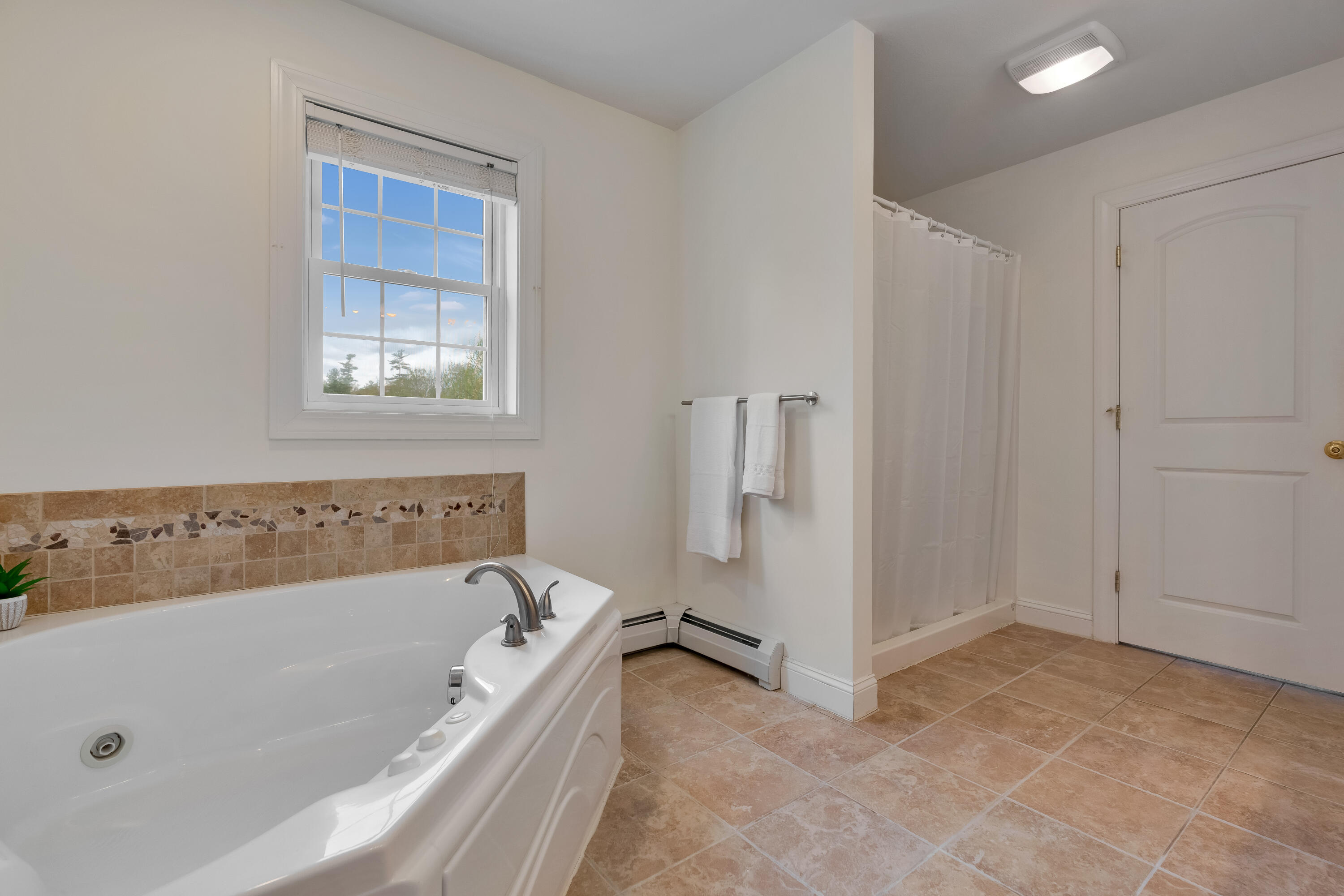 57 Deerfield Road North Berwick, ME 03906 - Photo 37 of 80 Primary Bath