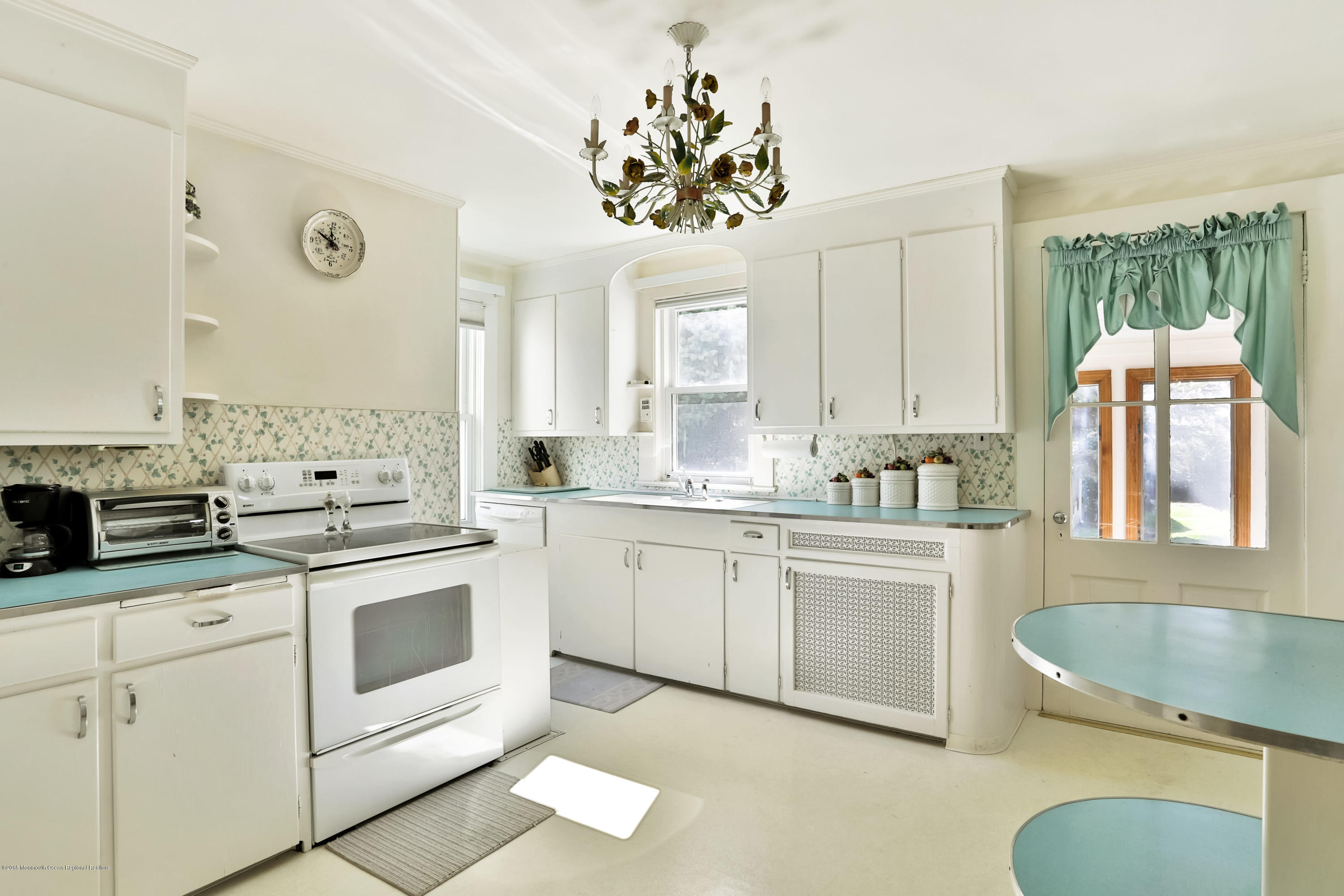 407 Jersey Avenue Spring Lake, NJ 07762 - Photo 10 of 26 1205 5th Ave 407 Jersey Ave-print-032-26