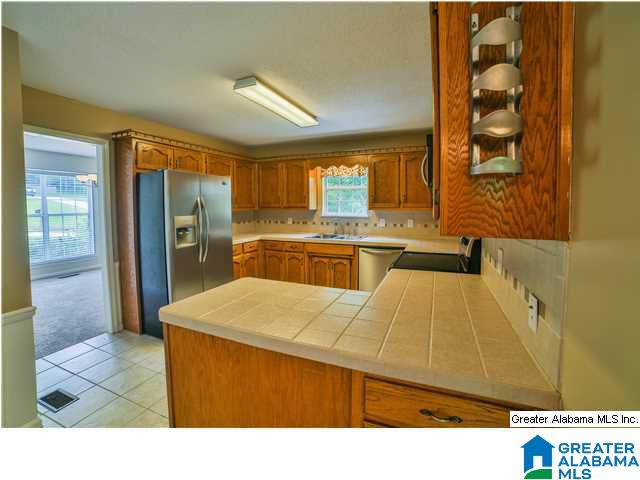 4977 White Oak Road Birmingham, AL 35210 - Photo 7 of 29