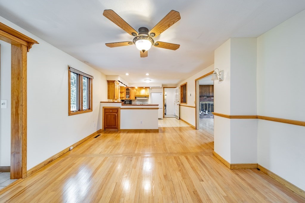 240 Amherst Road Sunderland, MA 01375 - Photo 9 of 41 Gallery Image 9