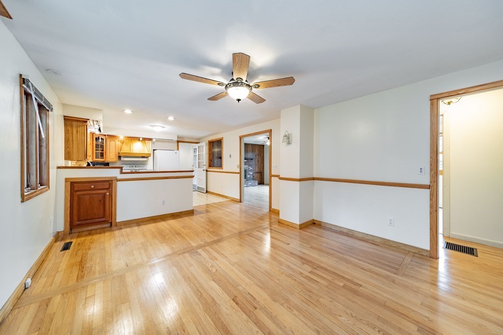 240 Amherst Road Sunderland, MA 01375 - Photo 10 of 41 Gallery Image 10