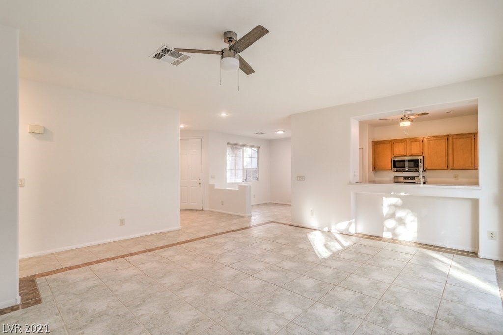 195 Ruby Ridge Avenue Henderson, NV 89002 - Photo 11 of 36 Gallery Image 11