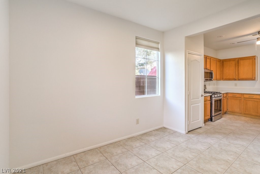 195 Ruby Ridge Avenue Henderson, NV 89002 - Photo 15 of 36 Gallery Image 15