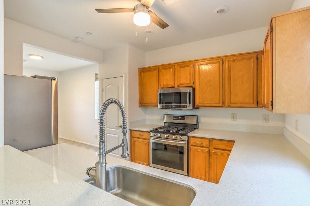 195 Ruby Ridge Avenue Henderson, NV 89002 - Photo 20 of 36 Gallery Image 20