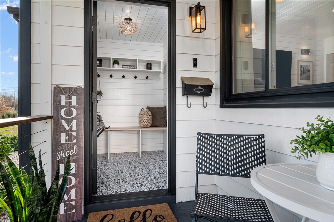 25 Salt Pond Road South Kingstown, RI 02879 - Photo 5 of 37 Front porch and entry into mudroom/entryway