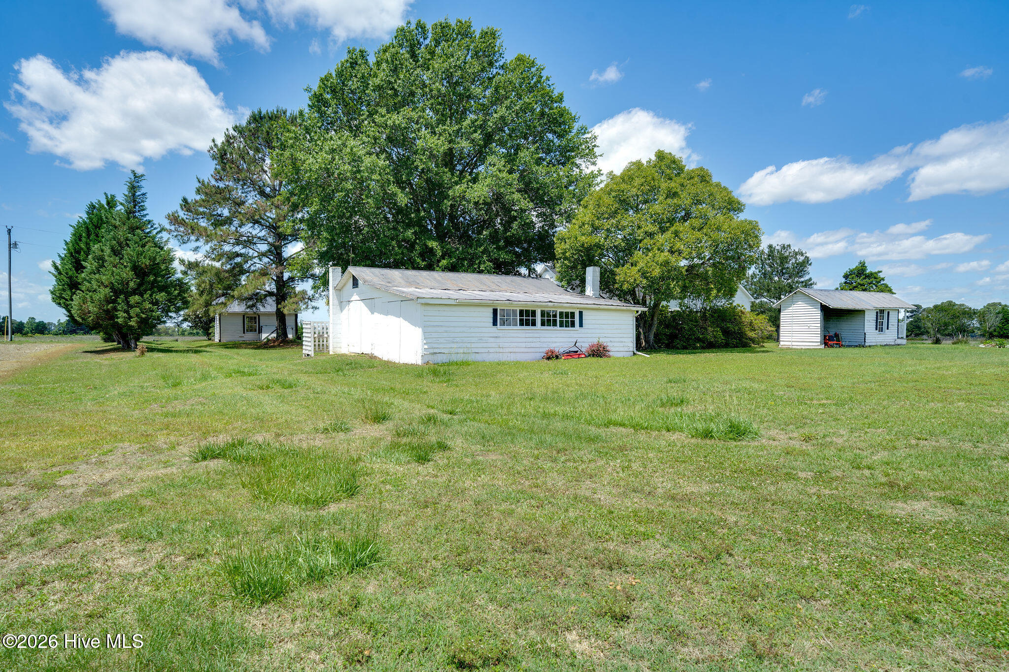 1352 Cornwallis Road Rose Hill, NC 28458 - Photo 8 of 42
