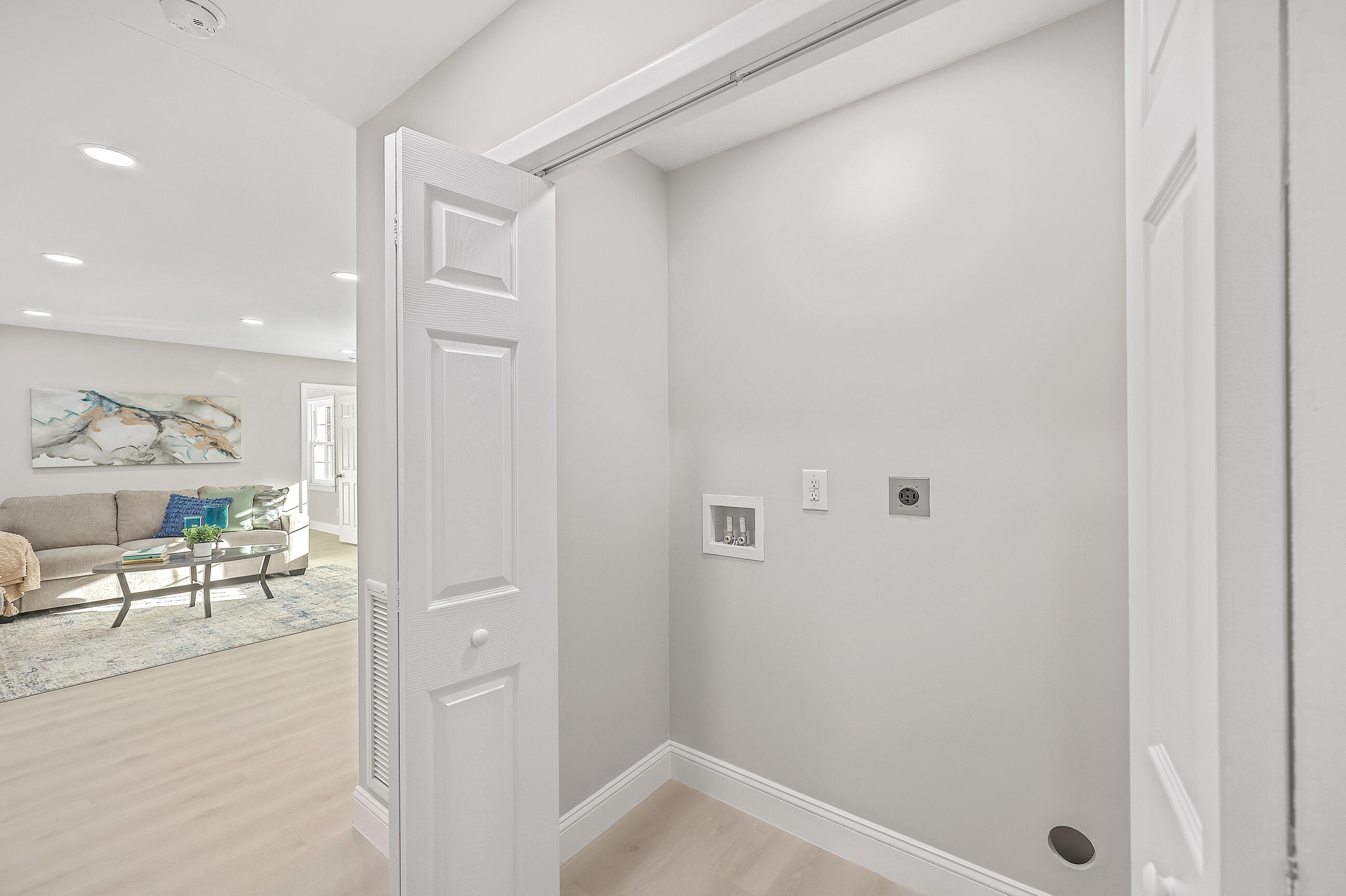 9714 Jamison Road Ladson, SC 29456 - Photo 17 of 31 ZYN_2806_07_08_09_10_11_12