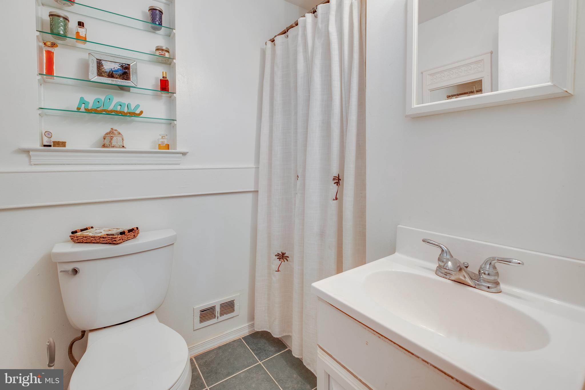 311 Hollyoke Road Somerdale, NJ 08083 - Photo 12 of 37 Gallery Image 12