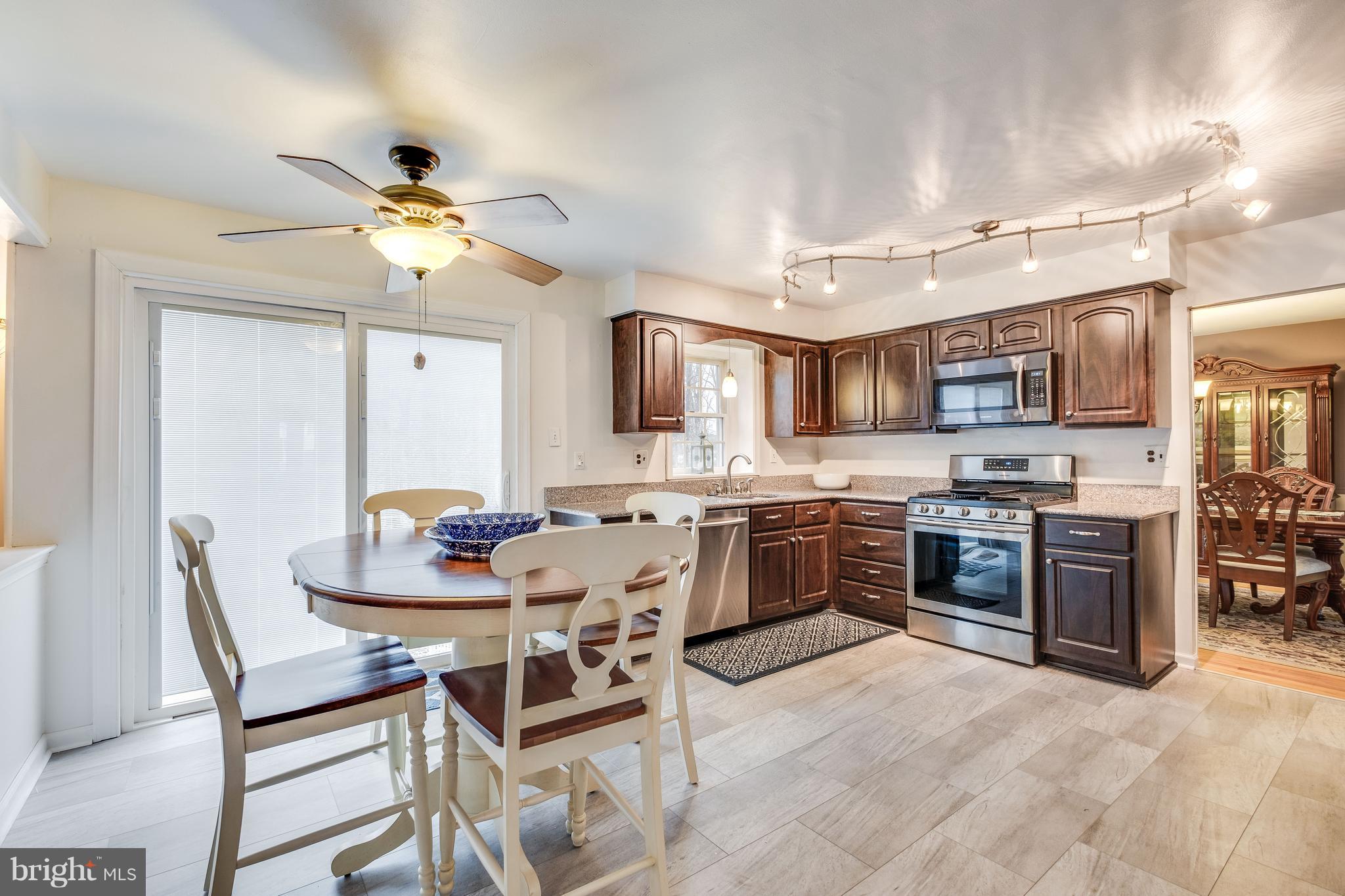 311 Hollyoke Road Somerdale, NJ 08083 - Photo 6 of 37 Gallery Image 6