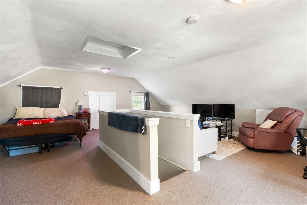 40 Victory Road Boston, MA 02122 - Photo 22 of 39